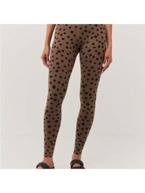 NWT Pact Cheetah Spots Go To 7/8 Pockets Leggings Olive Green Size Large